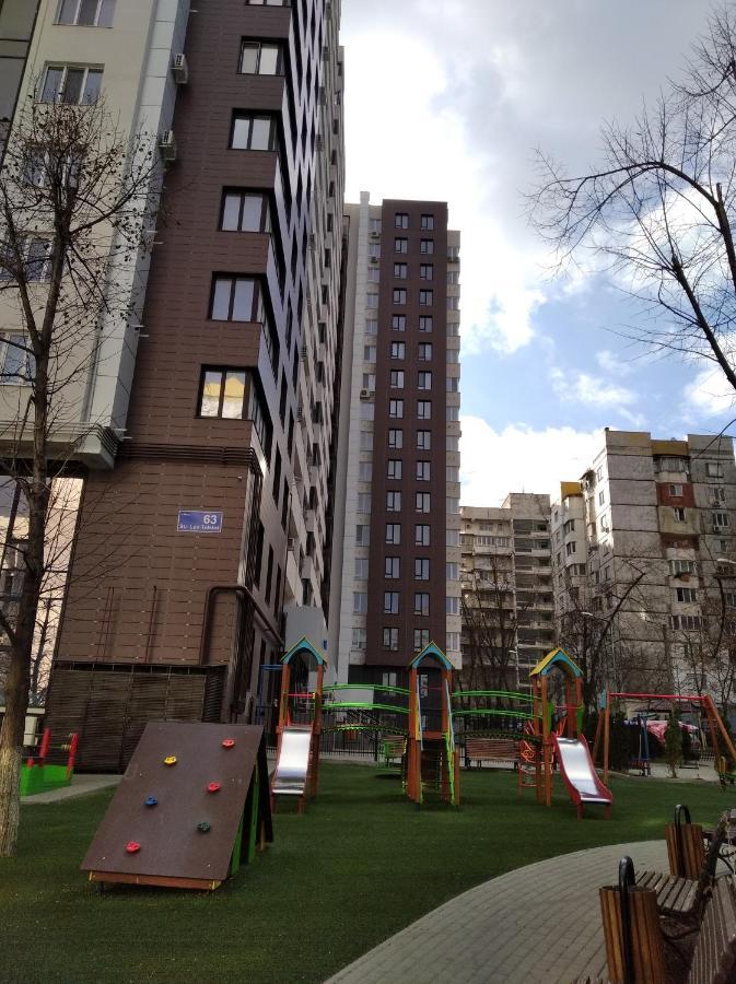 Sky Exclusive Apartment Kišiněv Exteriér fotografie